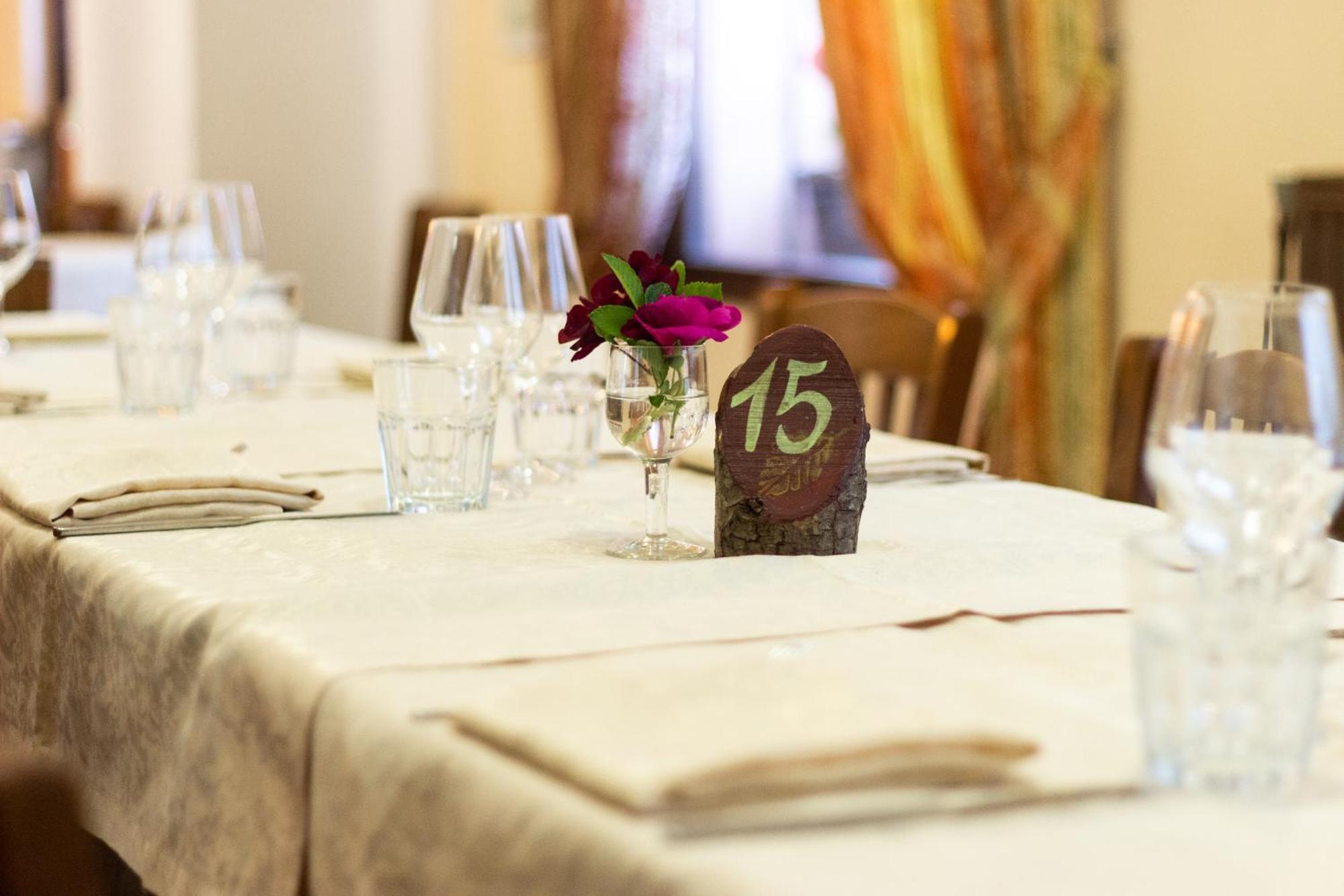 Albergo Santo Spirito Molini di Triora Luaran gambar
