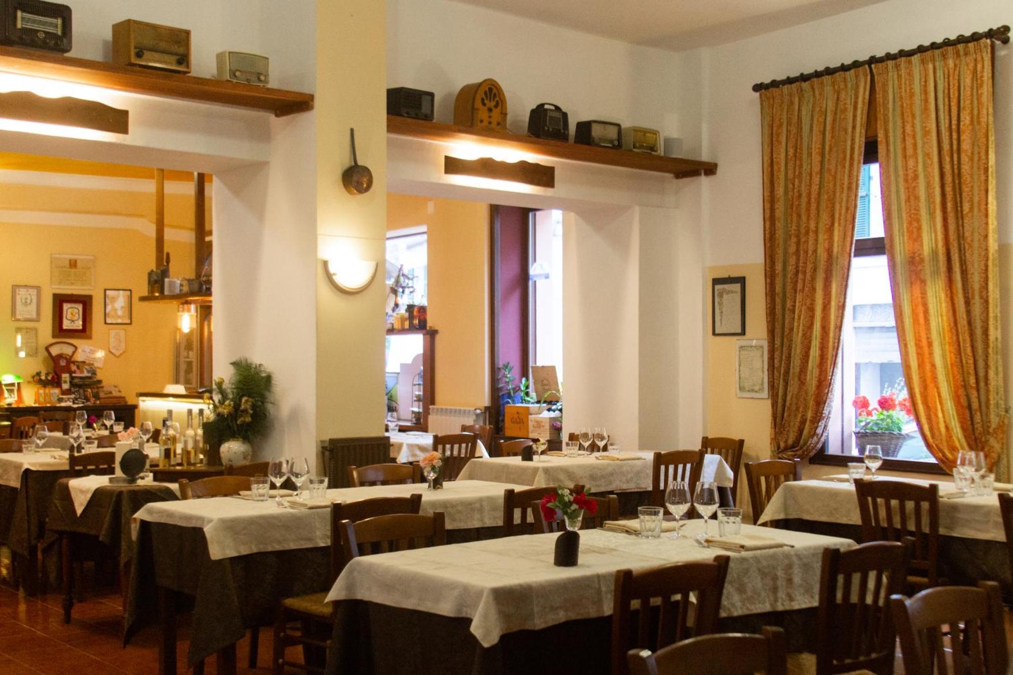 Albergo Santo Spirito Molini di Triora Luaran gambar
