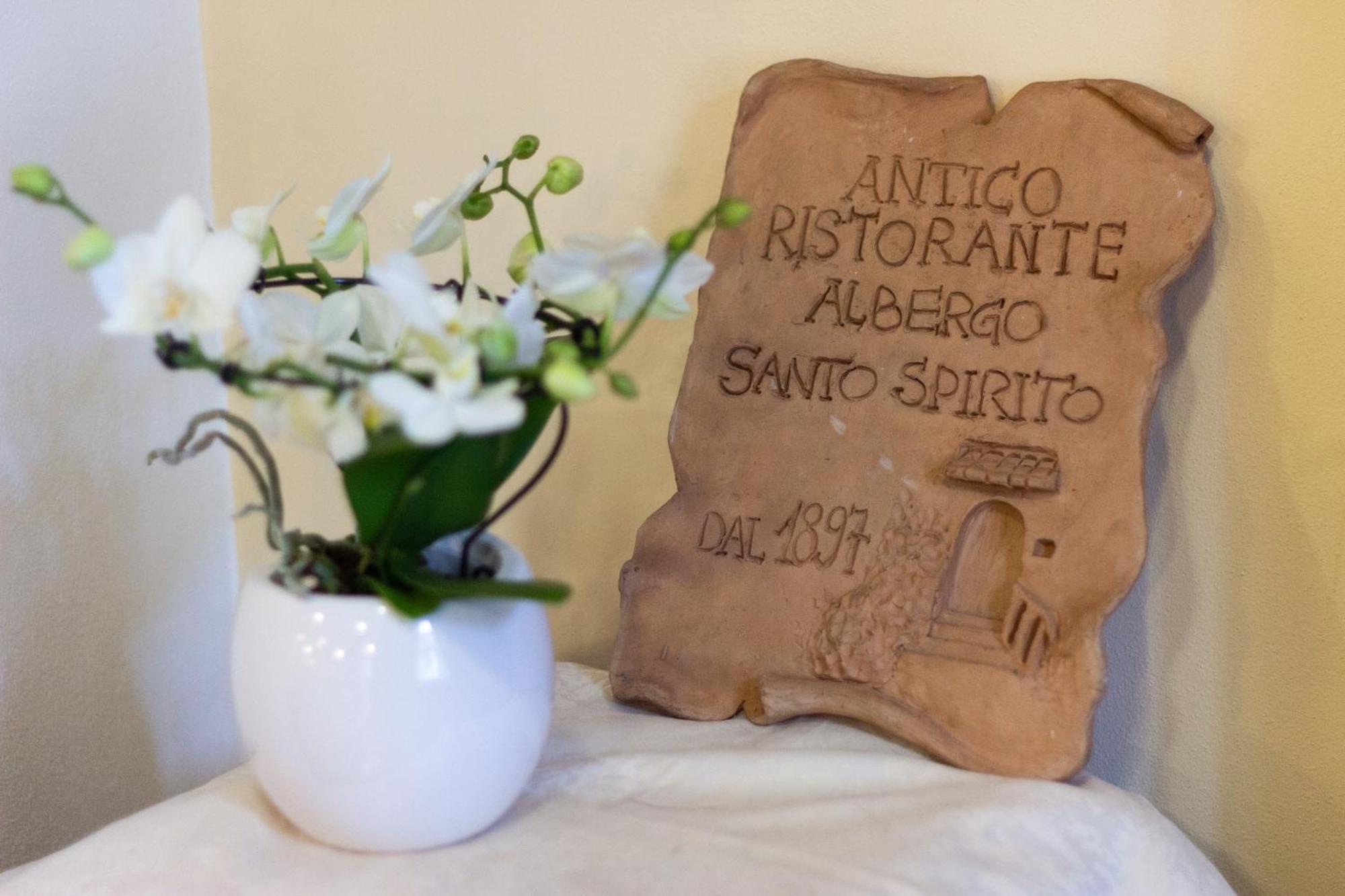 Albergo Santo Spirito Molini di Triora Luaran gambar