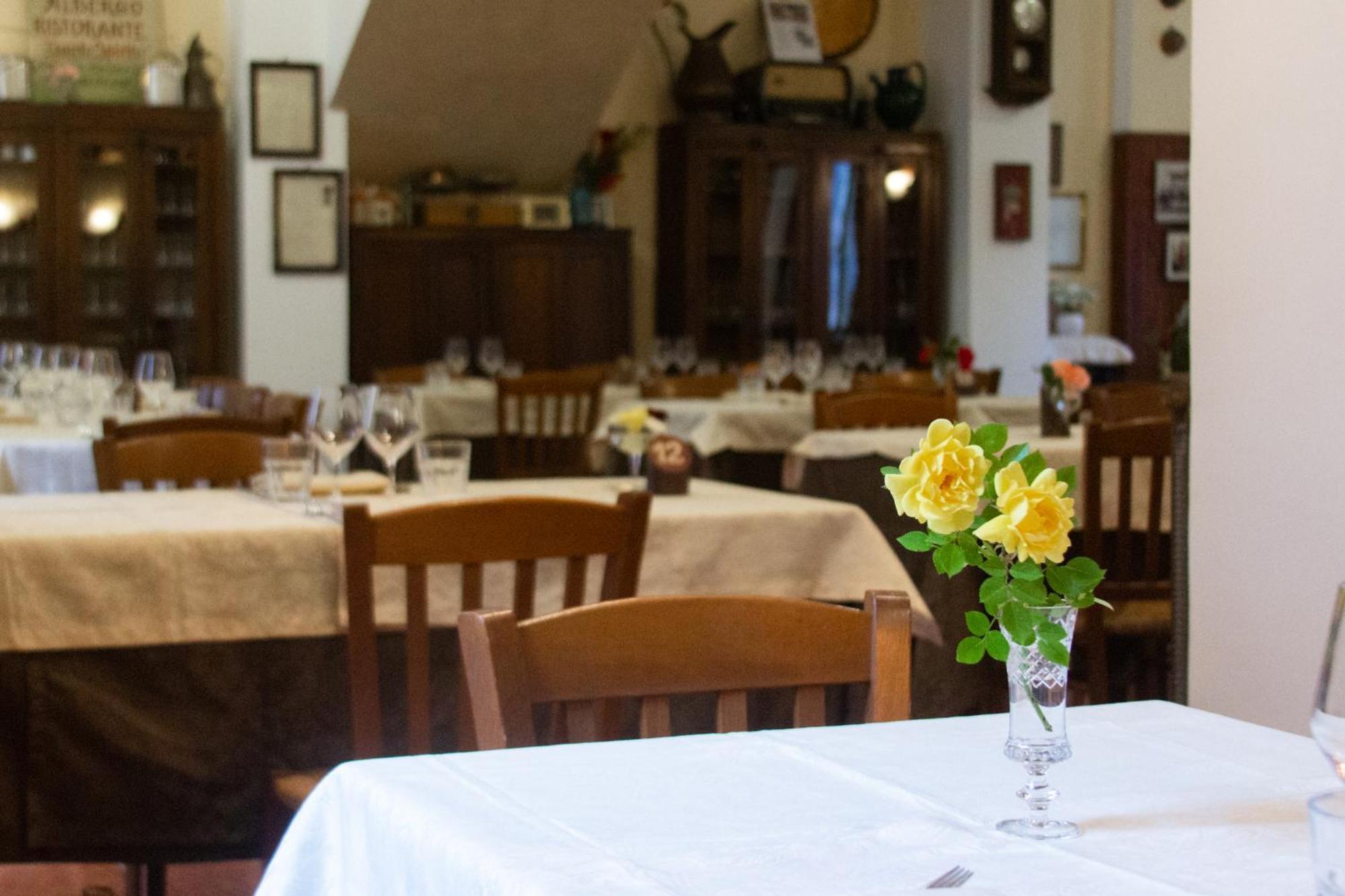 Albergo Santo Spirito Molini di Triora Luaran gambar